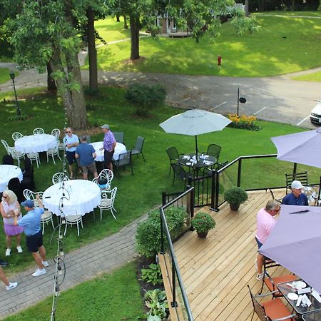 Westover Inn Saint Marys エクステリア 写真