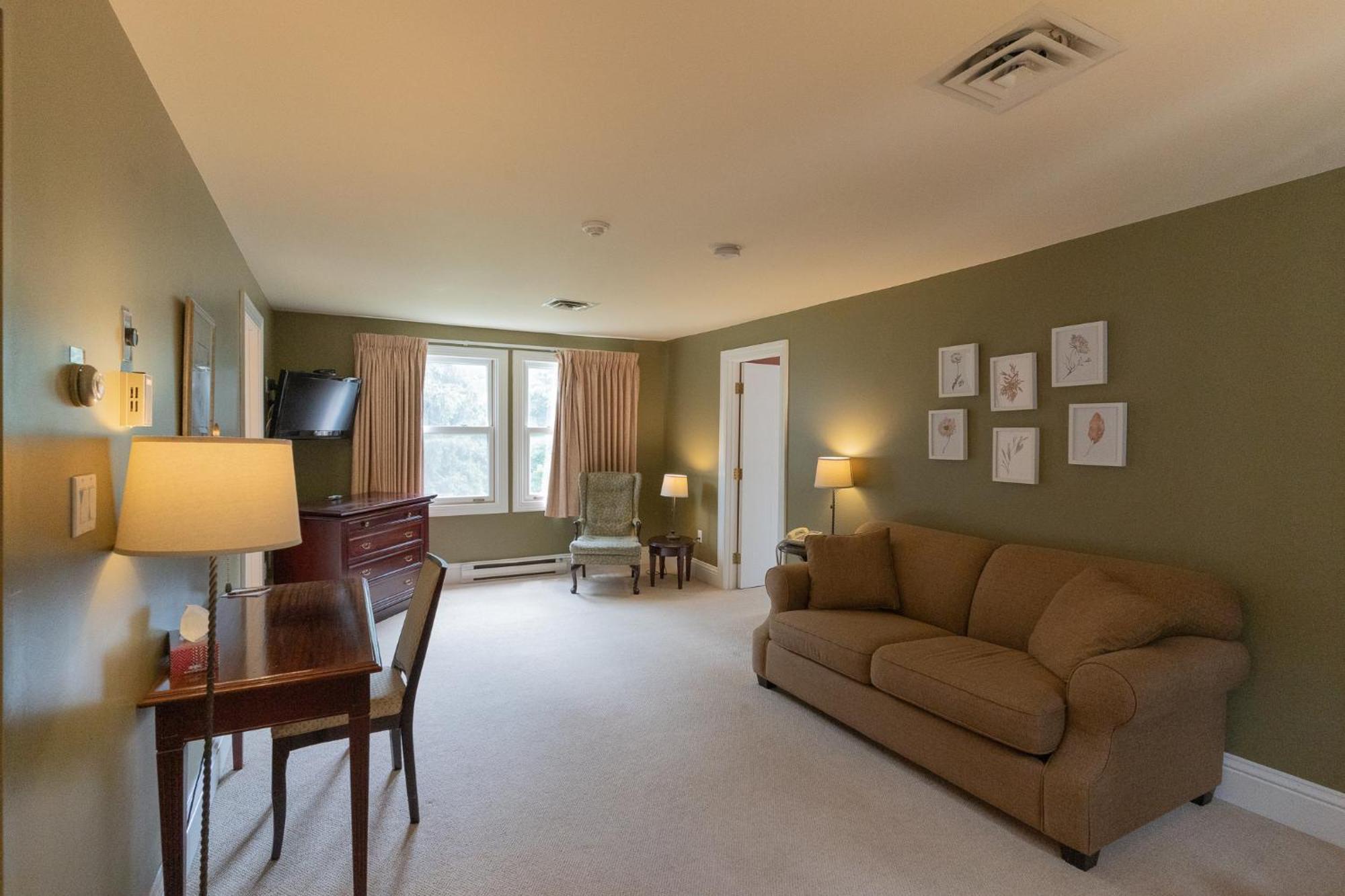 Westover Inn Saint Marys エクステリア 写真
