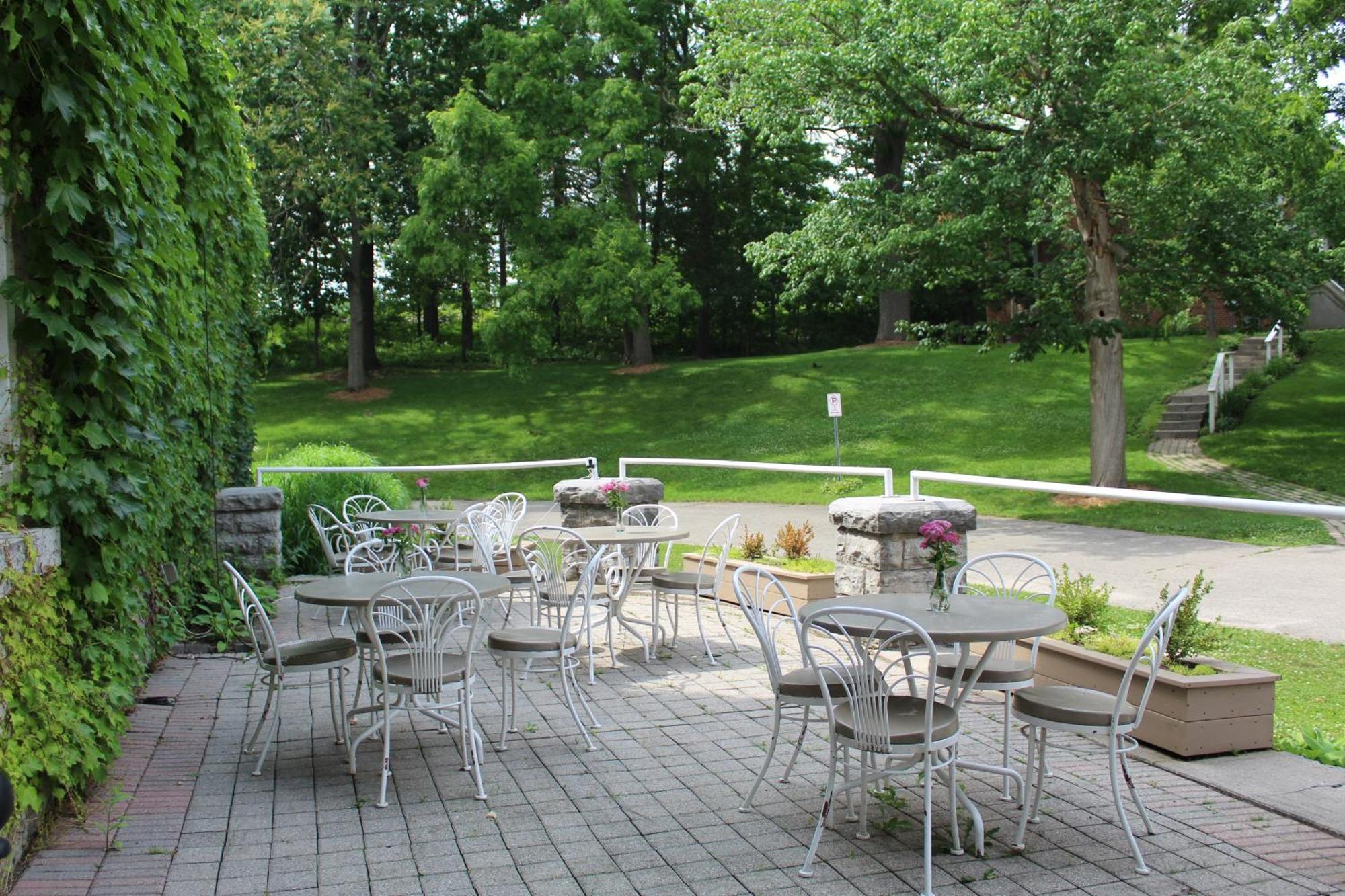 Westover Inn Saint Marys エクステリア 写真