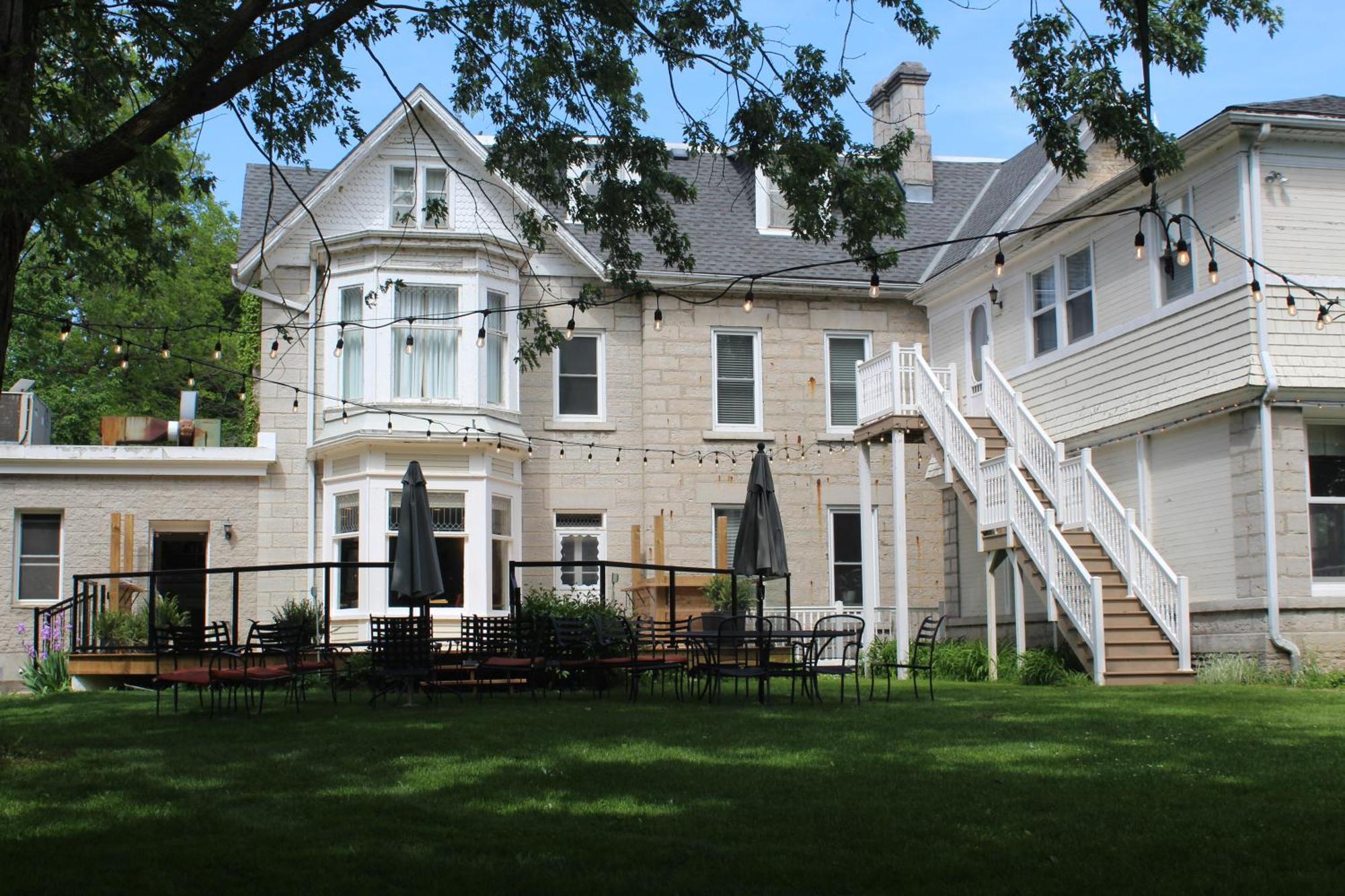 Westover Inn Saint Marys エクステリア 写真