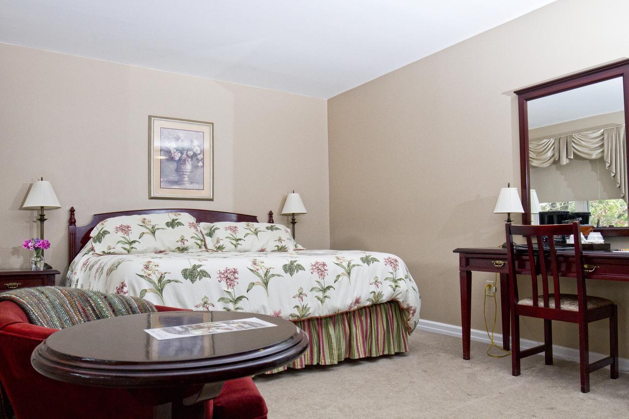 Westover Inn Saint Marys エクステリア 写真