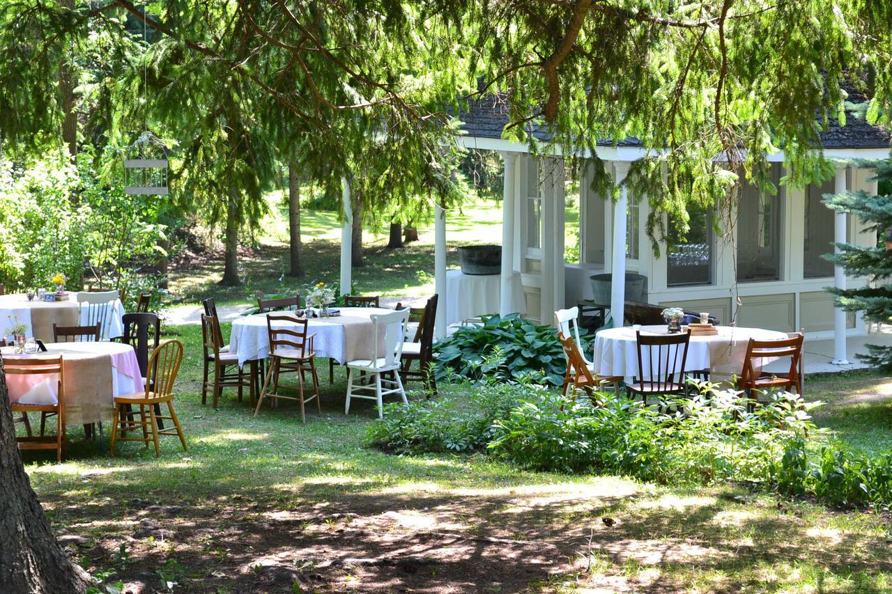 Westover Inn Saint Marys エクステリア 写真