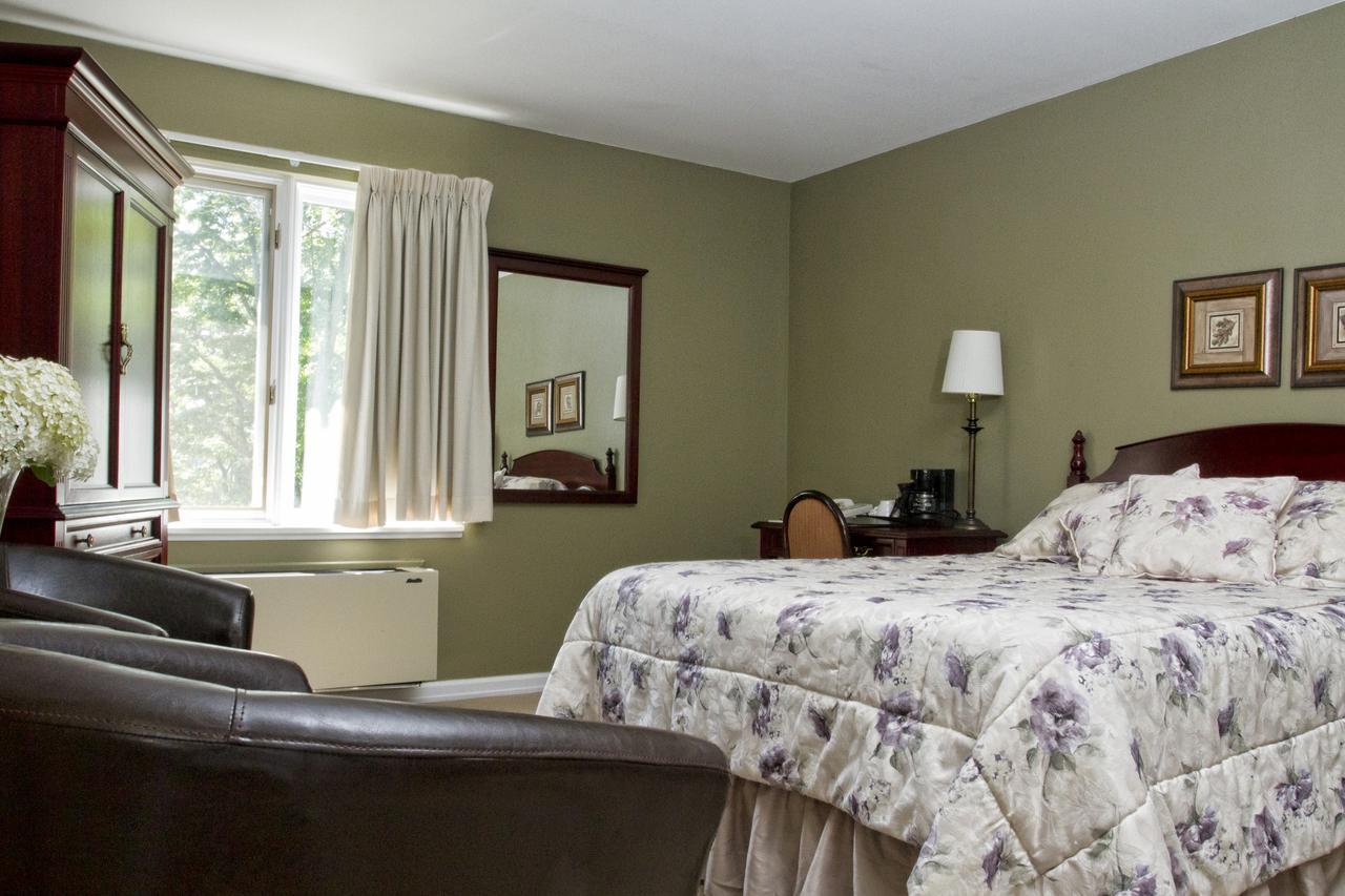 Westover Inn Saint Marys エクステリア 写真